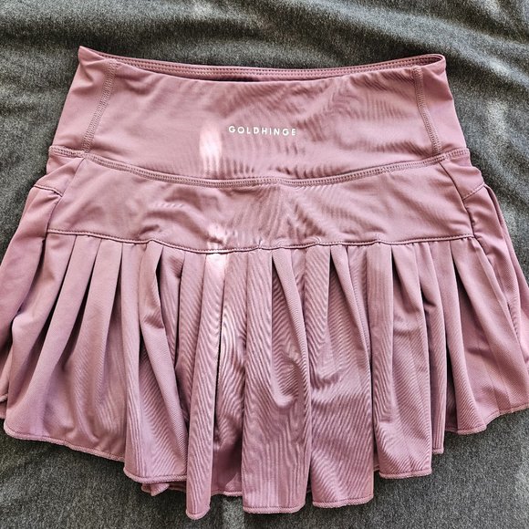 Gold Hinge Skirts Nwot Gold Hinge Pleated Miniskirt Plum Xs Poshmark